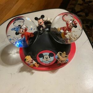 Mickey Mouse Club Musical Glitter Snow Globe